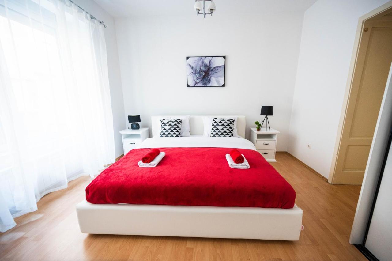 Bright And Modern 1Bdr Apartment In The Center Sarajevo Ngoại thất bức ảnh