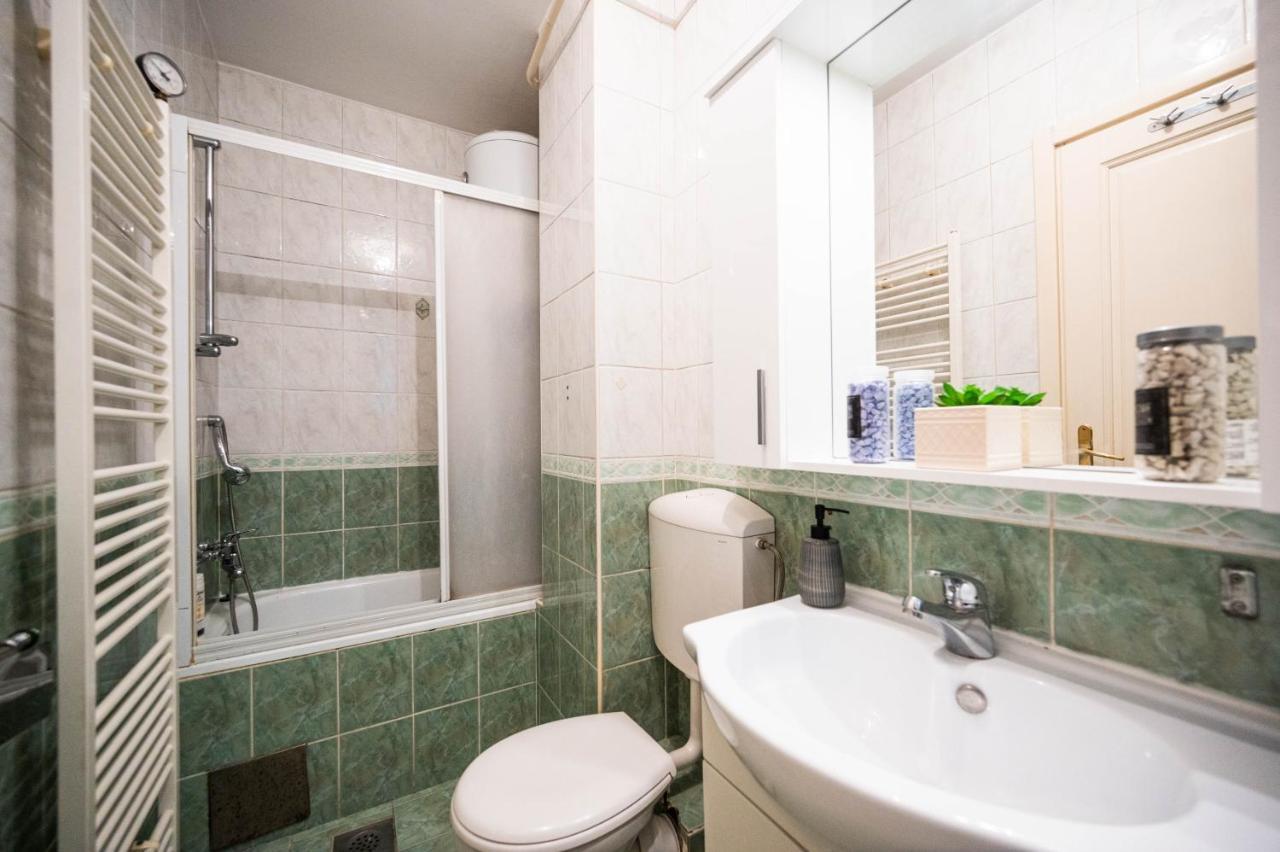 Bright And Modern 1Bdr Apartment In The Center Sarajevo Ngoại thất bức ảnh